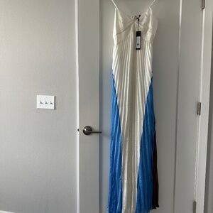 Show STOPPING!! Accordion Pleat Maxi Dress